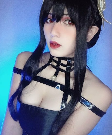 Rue cosplayer high quality model pics