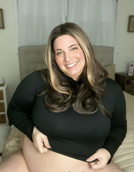 lilatea pornographic actress photos