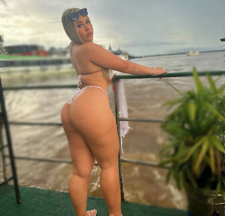 Ana Caroline pornstar art photo