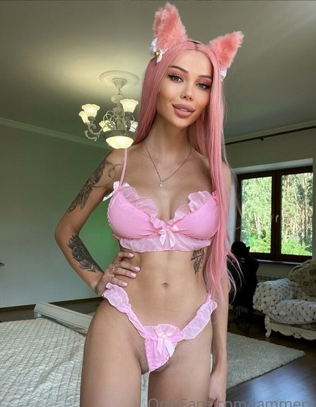 Iammery star hot images