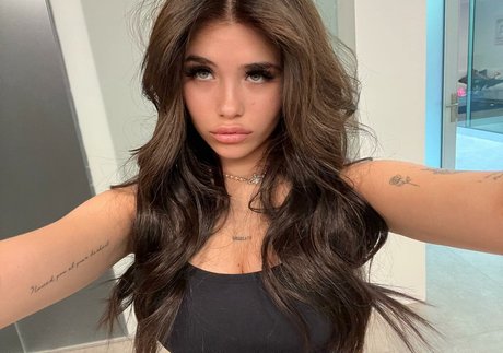 Nessa Barrett star xxx img