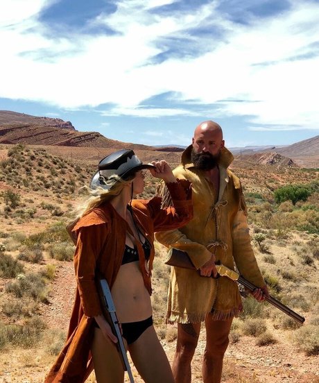 AJ Cook free star gallery