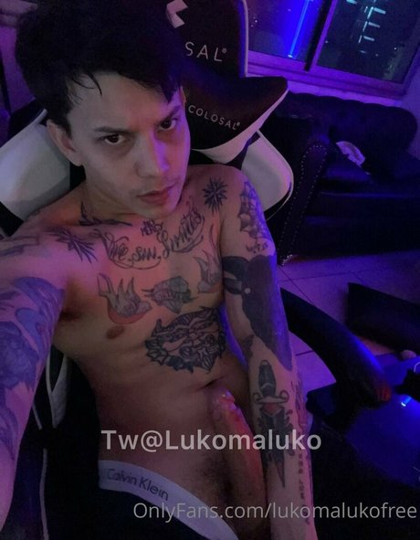 lukomalukofree xxx pornstar img