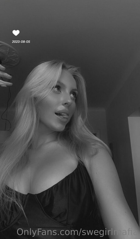 swegirlmafia hot model pics