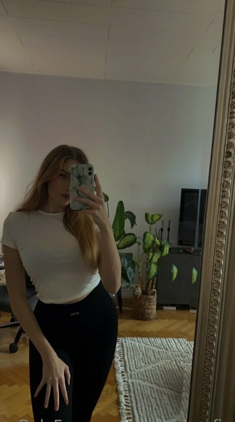 swegirlmafia xxx pornstar image