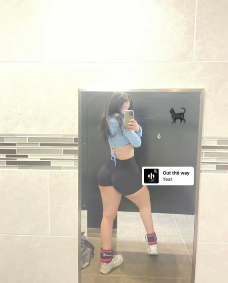 Haleyszklarz porn actress images