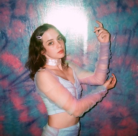 Mica Tenenbaum nudes model picture