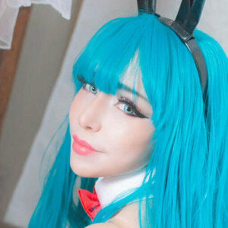 itsroxycos adult model img