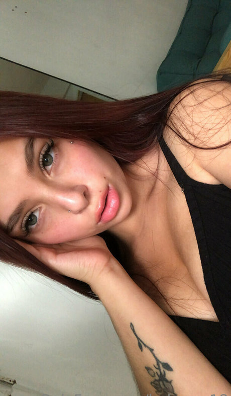 babyyluxury pornstar beautiful pictures