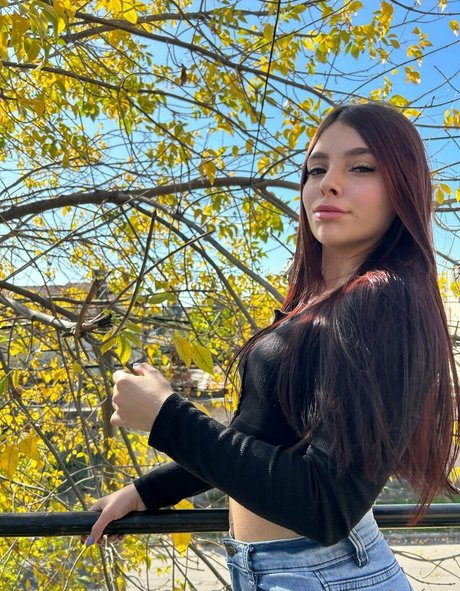 babyyluxury pornstar erotic gallery