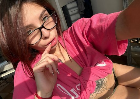 babyyluxury pretty model photos