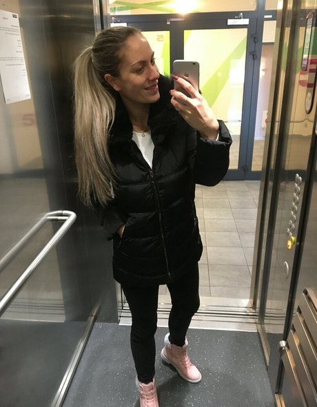 veronicafreee sex model image