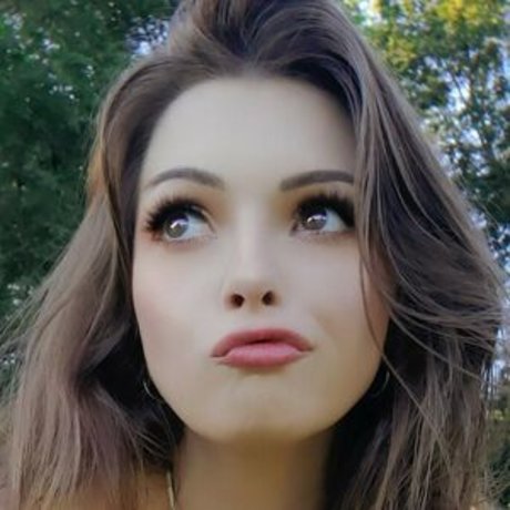 Oki Cospi sexy pornstar galleries