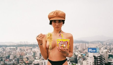 MeLoveMeAlot exclusive actress images