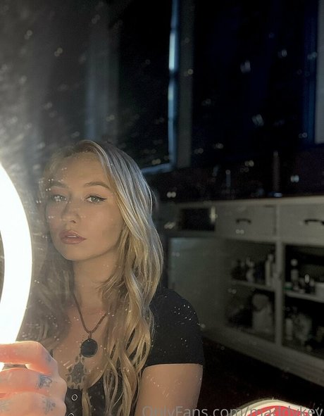 gamblergirl69 hot model photos