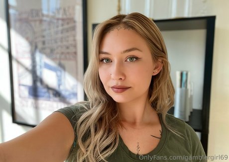 gamblergirl69 exclusive star image