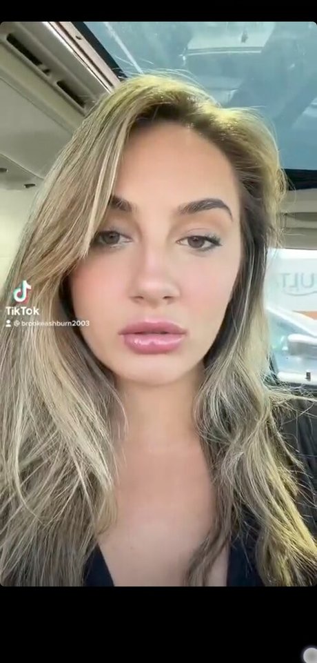 brookespageee star erotic pictures