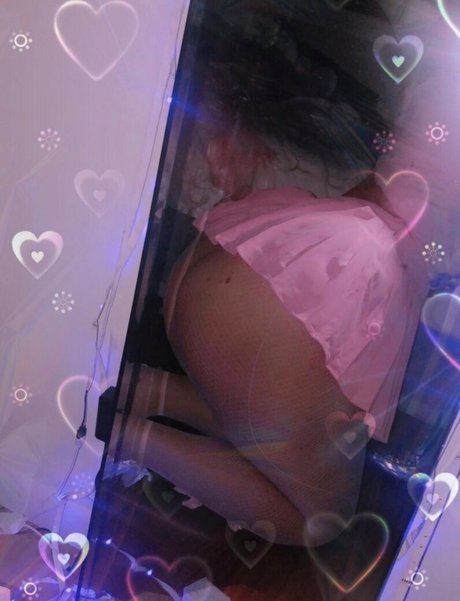 Clafaery model hot picture