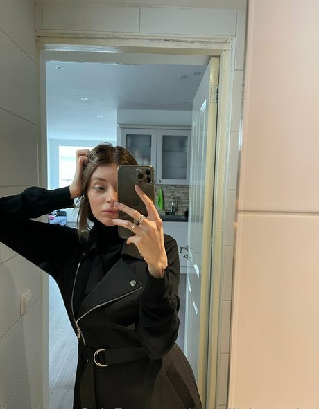 pollylittlecaprice art pornstar img