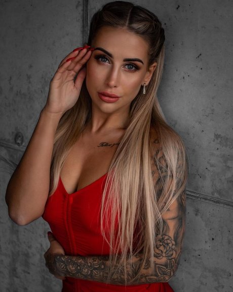 Julia Madaj pornstar nude images