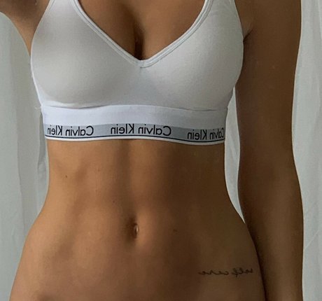 Anneka Madget sexy model archive