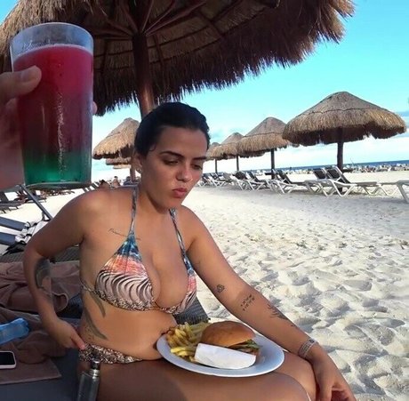 Sunaika Bruna hd pornstar images