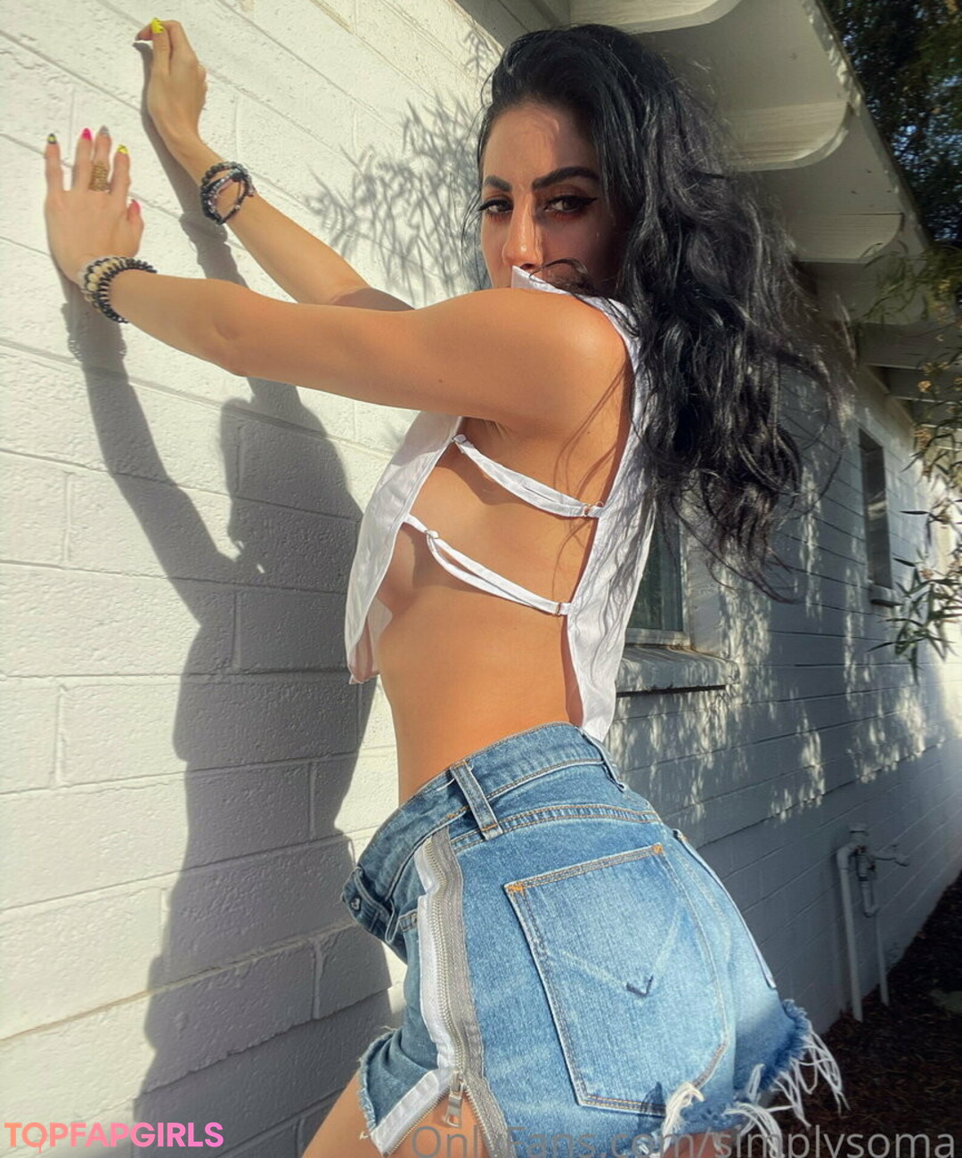 Simplysoma pornstar naked picture