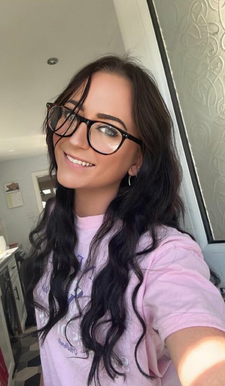 LittleSam xx erotic star image