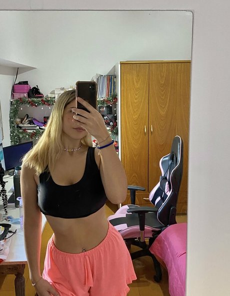 Yami Sanchez model free image