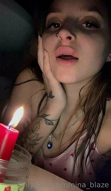 teenybabydolll nude actress picture