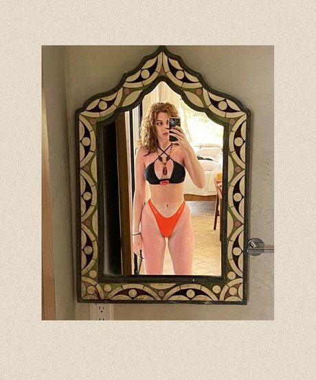 Tati Bruening sexy model pictures