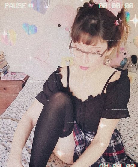 Space Bunny pornstar pictures