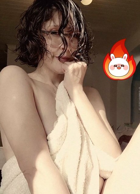 Space Bunny star top pictures