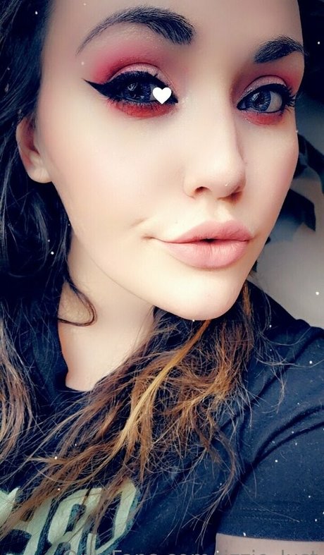 lizzie lust nice star images