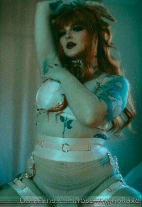 rosamagnoliaxo star nudes picture