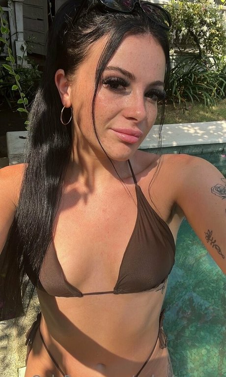 xolaylarosee pornstar picture