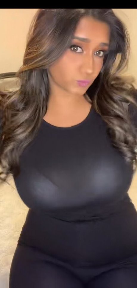 iconicolee sex model pics