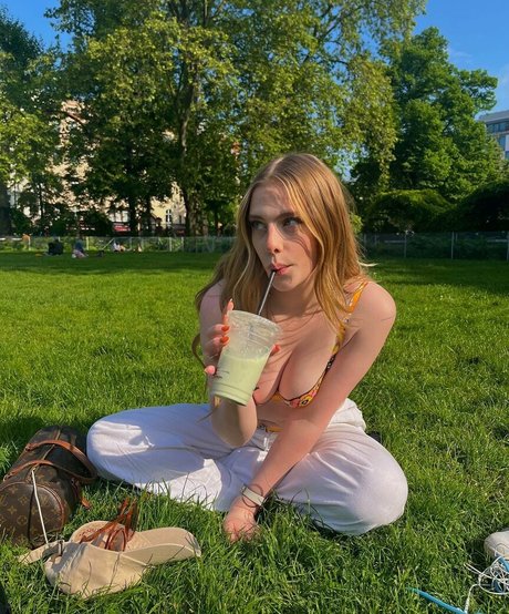 _shutupmelissa_ exclusive actress gallery