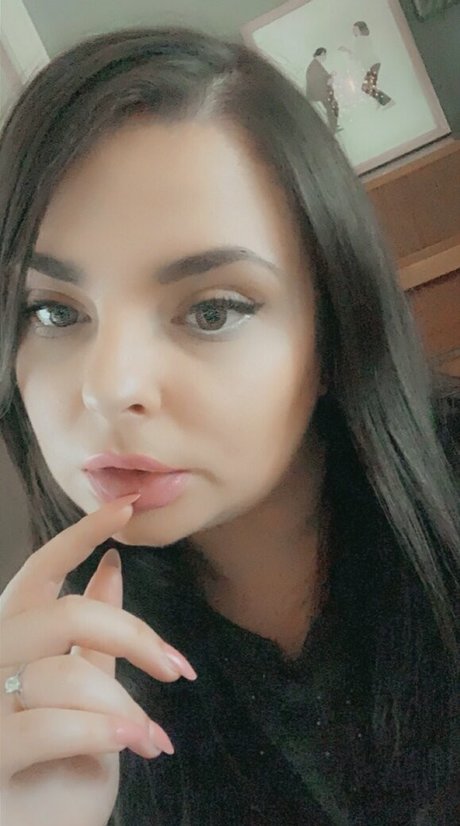 scarletjames301 nude star image