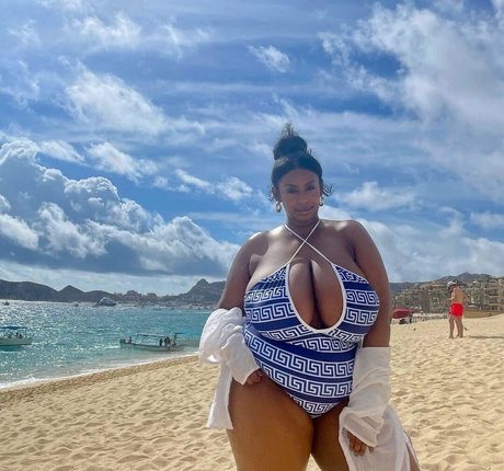 milf wife onlyfans top img