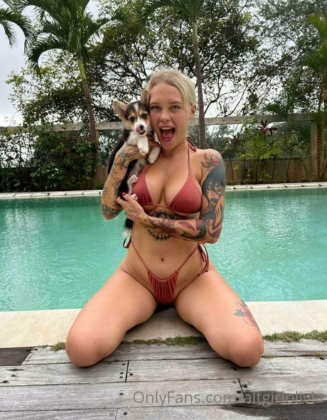 olimooooo model naked pictures