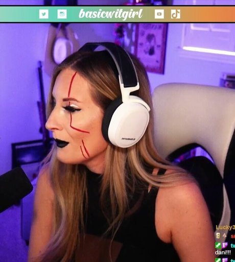 BasicWitGirl pornographic model archive