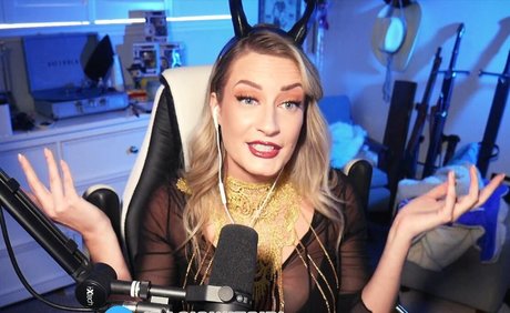 BasicWitGirl pornstar nudes pics