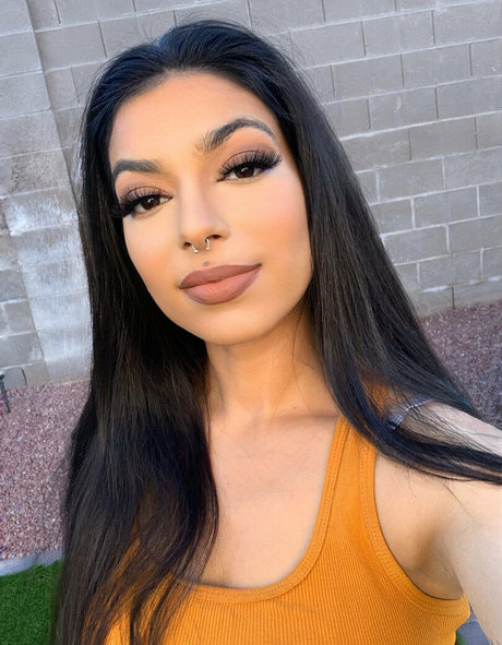 perfect shemale onlyfans best image