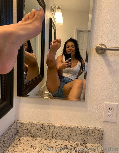 torothadon pornstar perfect gallery