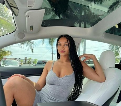 scorpioqueen18 pornstar high quality photo