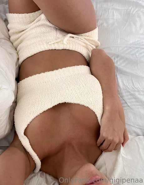 gigipenaa sexy model pic
