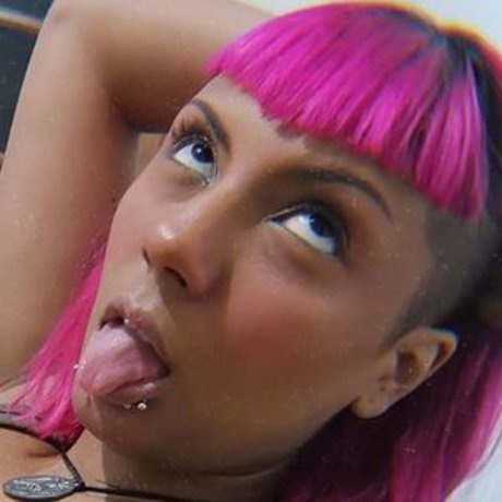 Nasu Grinder erotic star picture