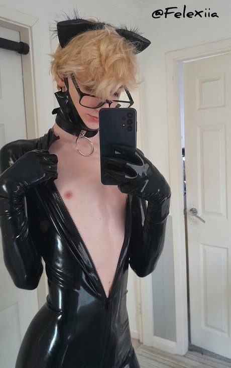 Felexiia model perfect gallery