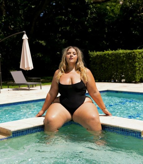 thebigbootybarbie2 sexy actress archive